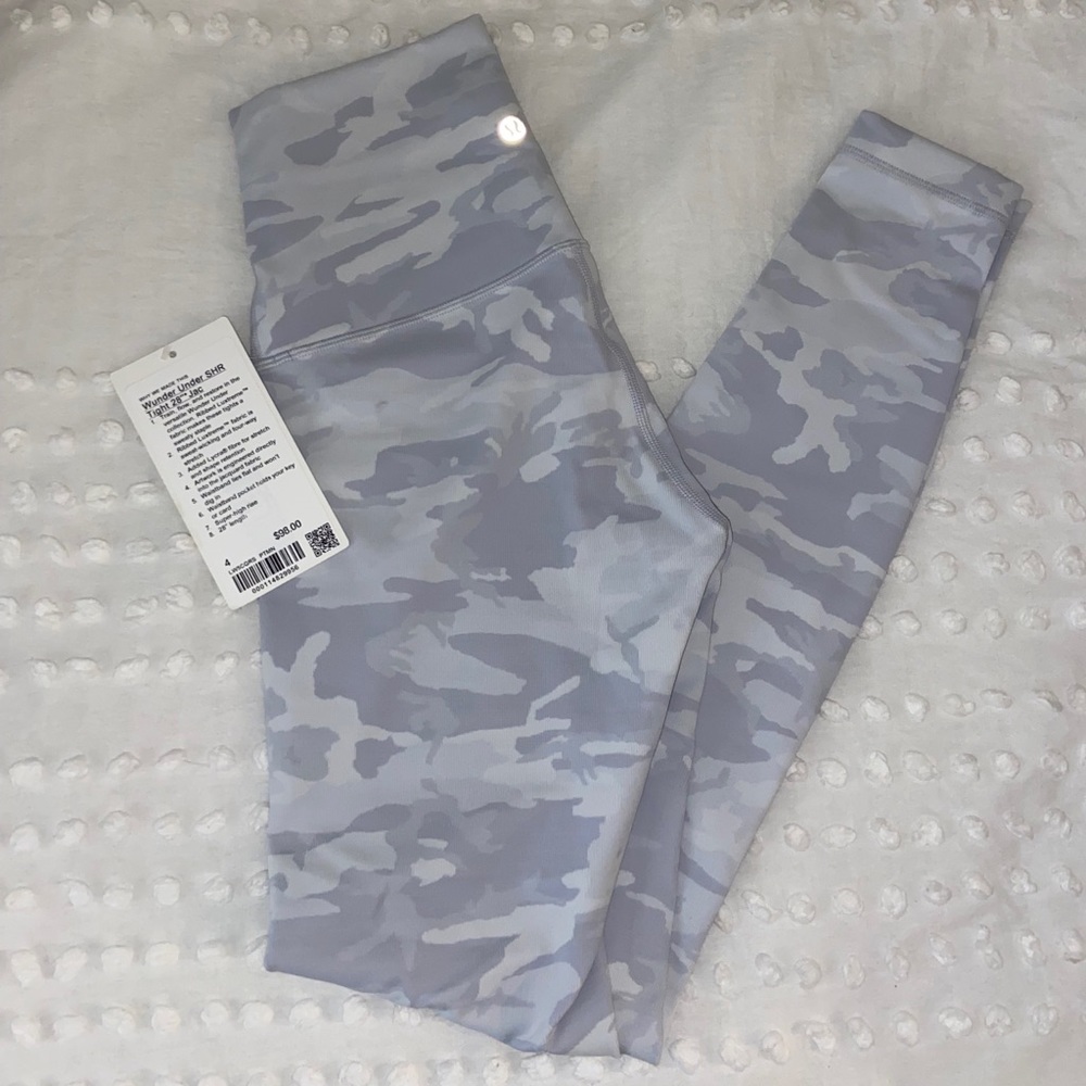 White/Grey camo Lululemon Wunder Under Leggings